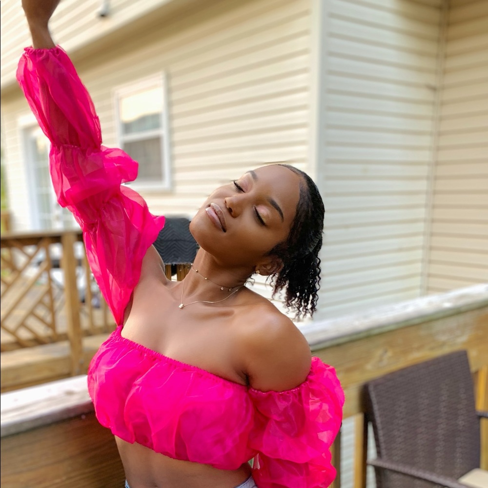 Pink Ruffle Crop Top - Picture 2 of 3